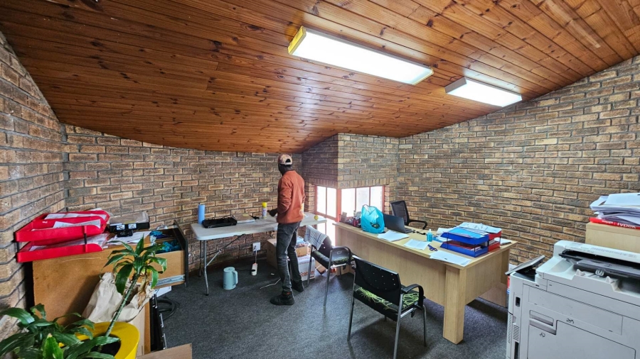 Commercial Property for Sale in Epping Industrial Western Cape